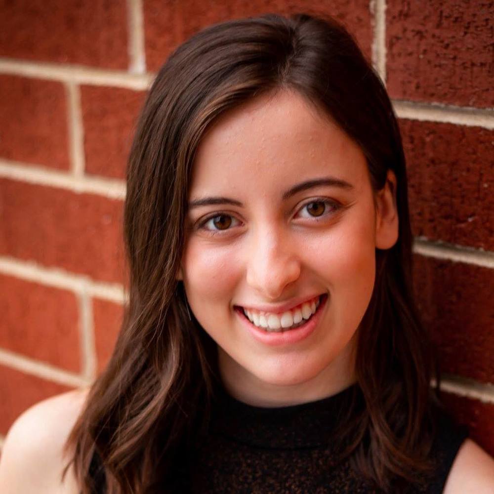 Meet your Posher, Lauren